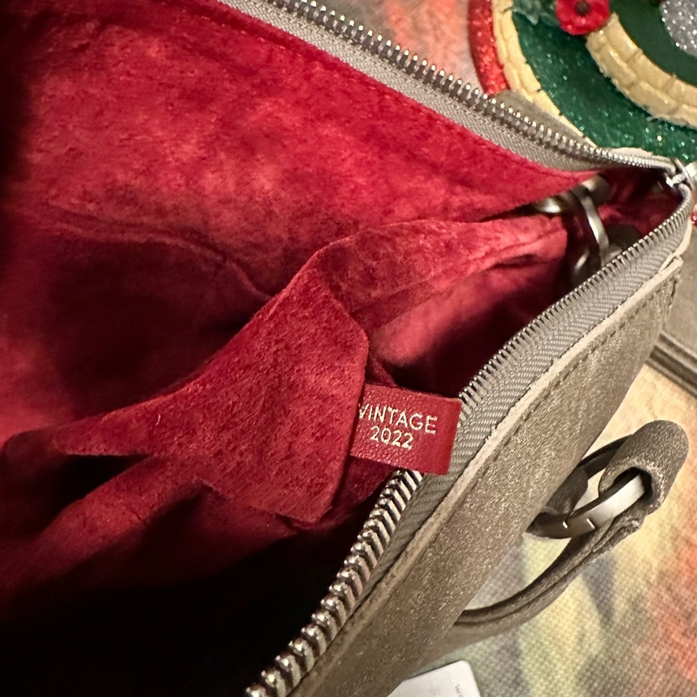 NWT Hammitt Daniel Pewter/Silver Shoulder Bag with EUC Benjamin slim Wallet - Picture 4 of 15